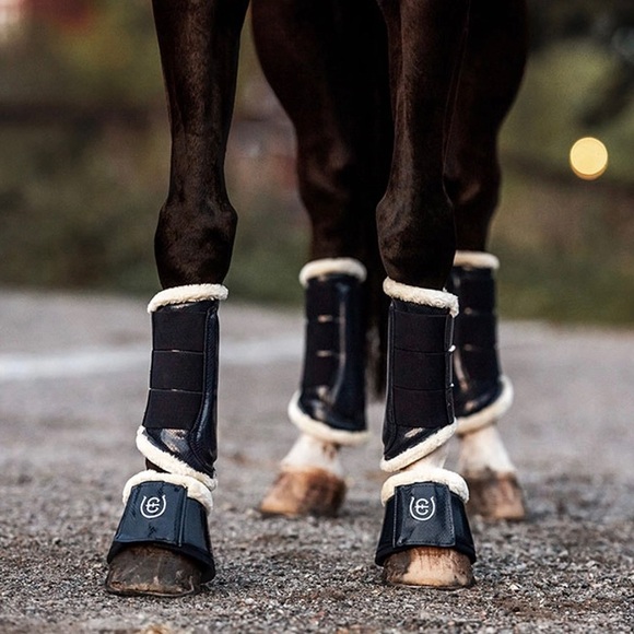 Equestrian Stockholm Brushing Boot - Navy - Picture 3 of 8
